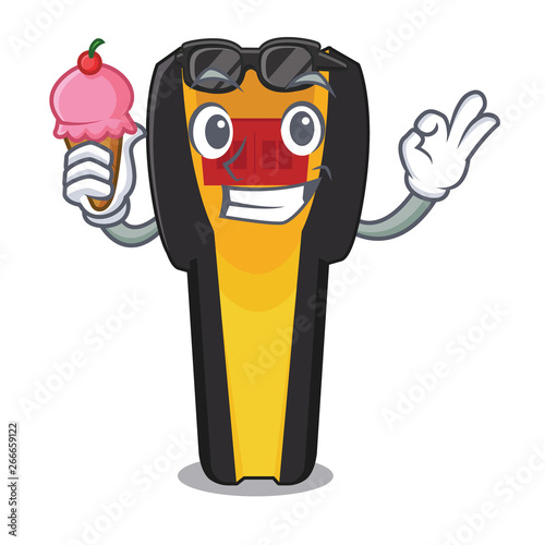 With ice cream stud finder in the cartoon shape