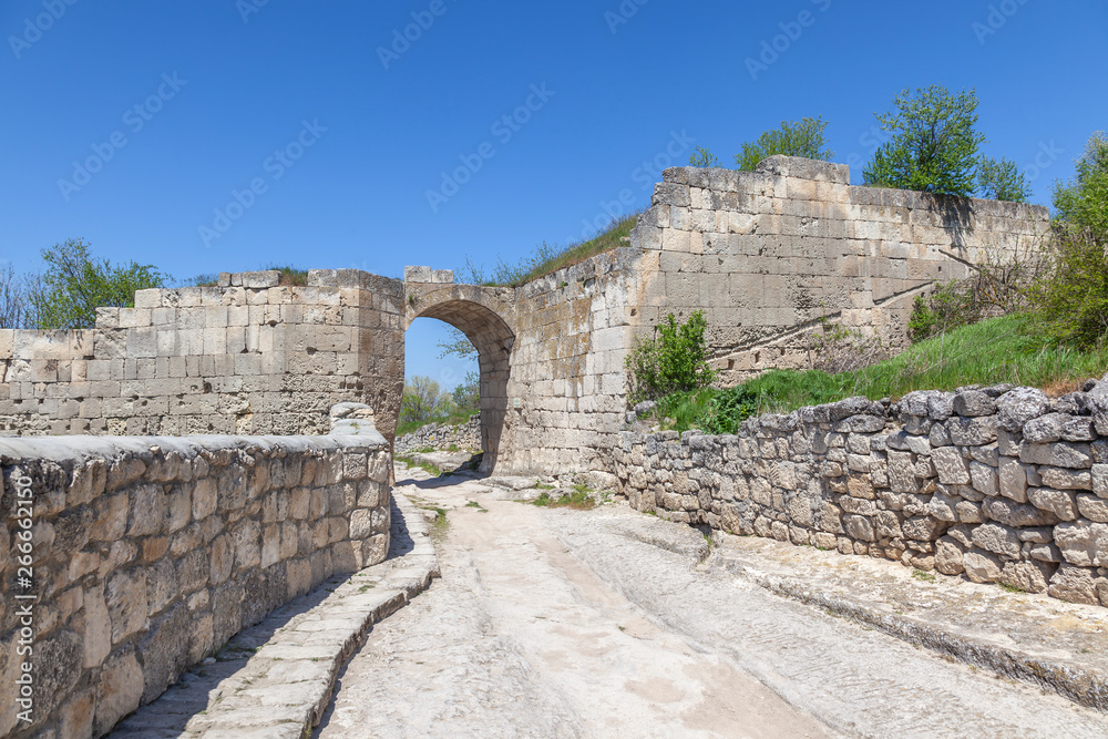 Fototapeta premium Chufut-Kale, the cave city-fortress