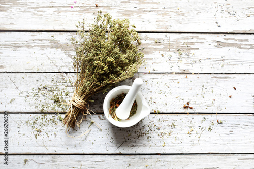 Obraz na plátně Dried herbs in natural medicine and cooking