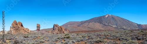 Amazing panoramic view of The Roque Cinchado and volcano Teide in Tenerife, Canary Islands, Spain. Its must-see of everyone who visits Tenerife. Beautiful unearthly landscape background.