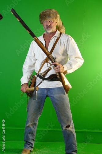 Mountain Man Trapper Cap and Ball Rifle Pistol