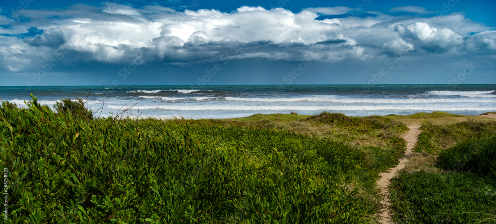 mar, viento y nubes 