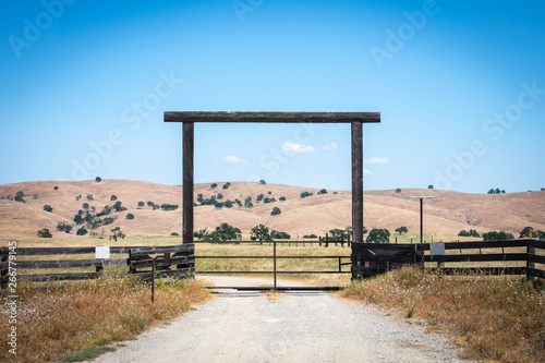 american garm gateway, california