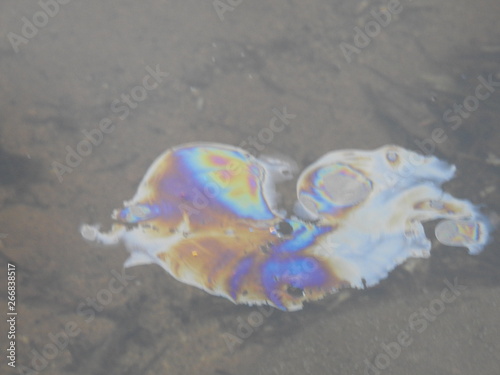 oil, water, oil spill, pollution, water pollution, rainbow, pretty, heart, abstract