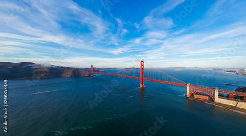 Canvas Print Aerial view of Golden Gate bridge in San Francisco, USA