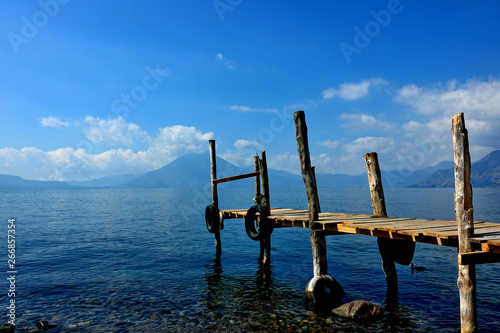 Guatemala Lake Atitlan © franck