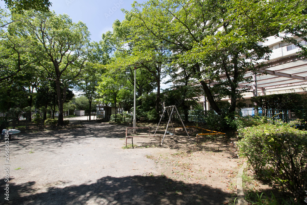 東京の下町にあるどこか風情のある公園