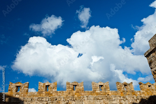 Muralla medieval, Ciudad de Rodas, Isla de Rodas, Dodecaneso, Grecia, Mar Mediterráneo photo