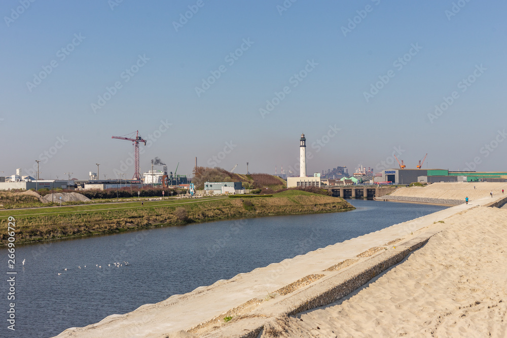 Dunkerque port 