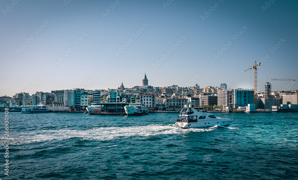 Naklejka premium Bosphorus Strait