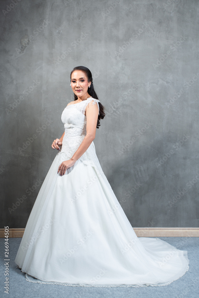 Beautiful woman in wedding dress , Bride Thai style fashion Beautiful woman in wedding dress , Bride Thai style fashion