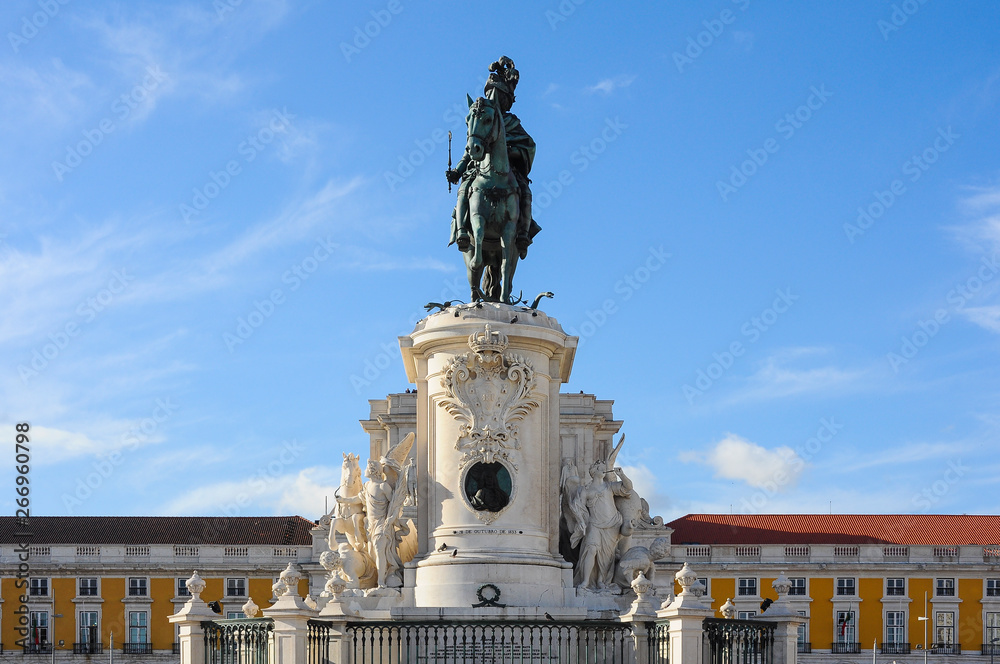 Equestrian statue of King José I on the Praça do Comércio (Commerce Square) in Lisbon, Portugal