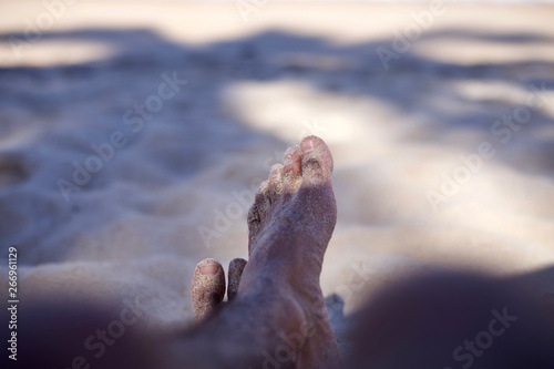 Fototapeta Naklejka Na Ścianę i Meble -  feet on the beach