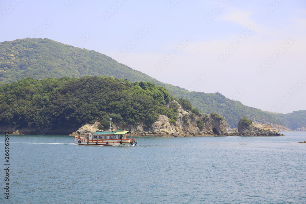 日本の広島県にある鞆の浦の海の風景