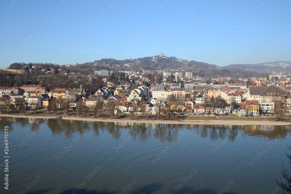 View of Linz Urfahr with the Pöstlingberg and the river Danube