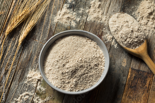 Organic Whole Wheat Flour photo