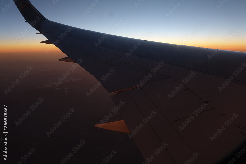 Obraz premium Blick aus einem Flugzeug