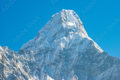 Scenery view of the main peak (6,812 m) of Mt.Ama Dablam in Himalaya range of eastern Nepal. Ama Dablam is one of the most beautiful mountain in the World.