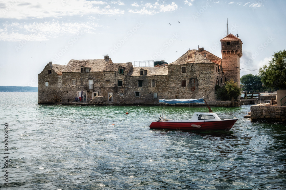 Φωτογραφία Kastel Gomilica is the filming location of TV series in Croatia