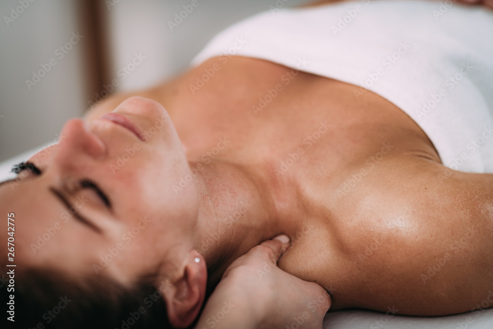 Shoulder blade Sports Massage Therapy Shoulder blade Sports Massage Therapy