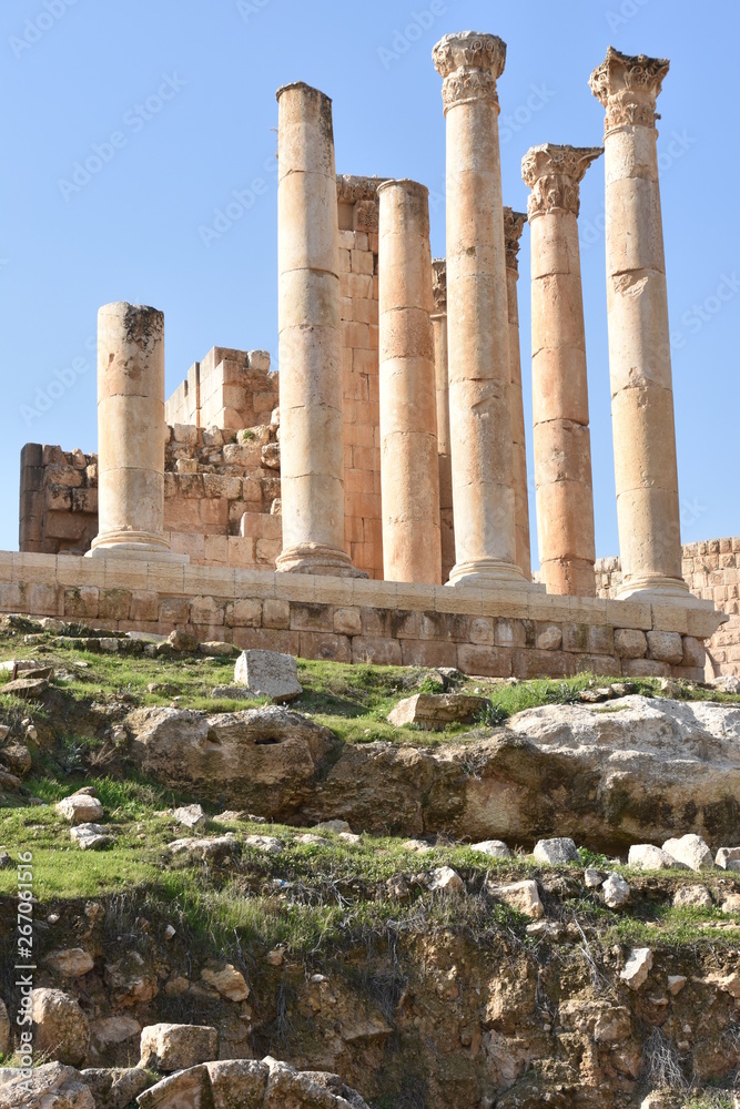Temple of Zeus Portrait, Jerash Archaeological Park, Jordan Temple of Zeus Portrait, Jerash Archaeological Park, Jordan