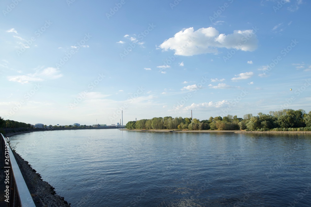 Köln, Rheinblick