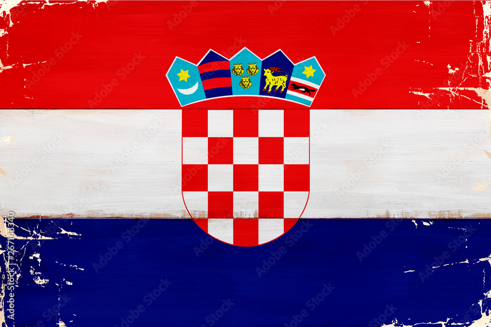 Flaga Chorwacji malowana na starej desce. - obrazy, fototapety, plakaty 