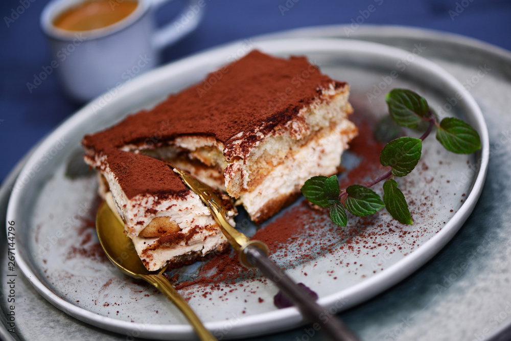 Tiramisu Tiramisu