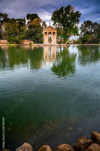 Temple of Aesculapios at Vi...