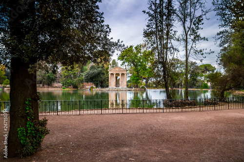 Temple of Aesculapios at Vi...