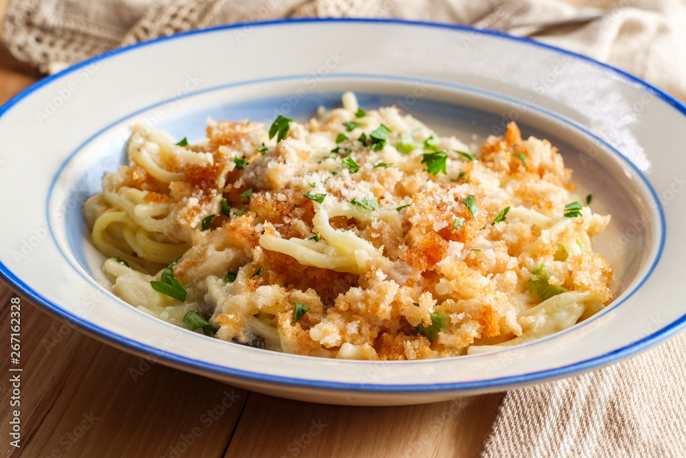 Chicken Spaghetti Alfredo Bake