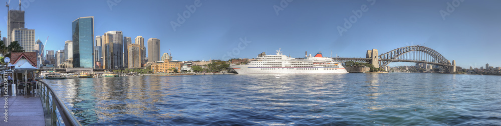 Obraz premium Panorama portu w Sydney, Australia