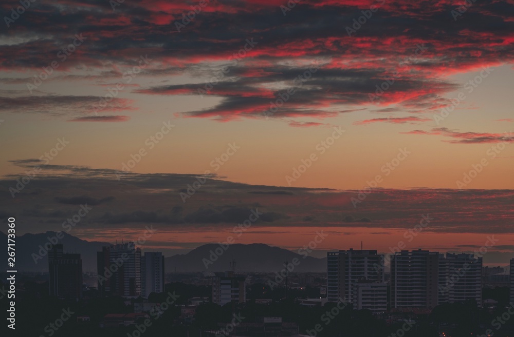 Fototapeta premium Orange and buildings 