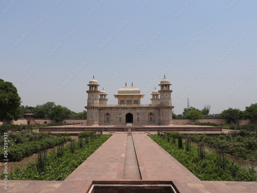 Fototapeta premium Tomb of Itimad-ud-Daul, little Taj Mahal, Agra, India.