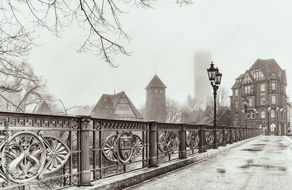 Mystik - Stadt im Nebel (Vintage)