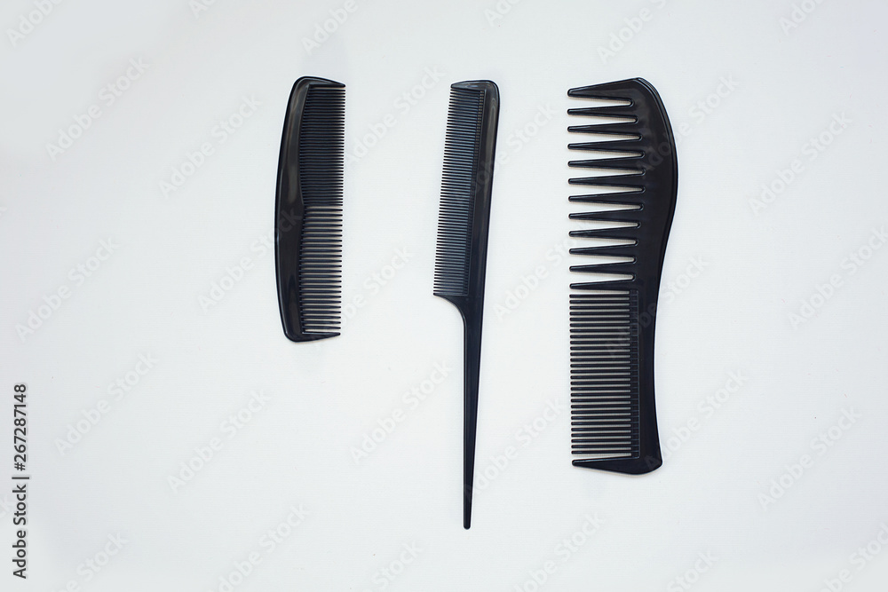 combs black on a light background