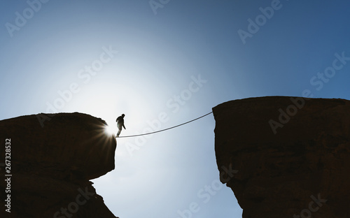 Εκτύπωση καμβά Challenge, risk, concentration and bravery concept