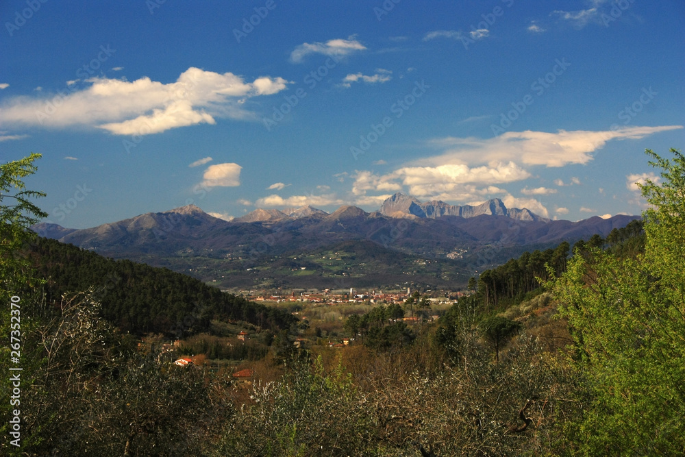 Naklejka premium View of the mountains of the Dolomites