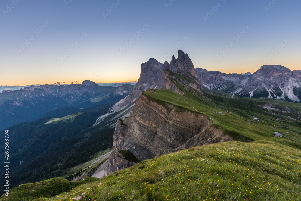 Fototapeta premium Beautiful sunrise and Odle Mountain landscape in Dolomites, Italy