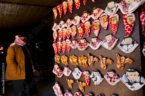 Artesanía pañuelo tradicional. Jordania, Oriente Medio photo