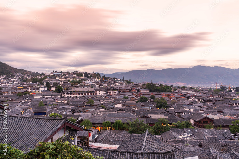  Rooftops of Lijiang old town