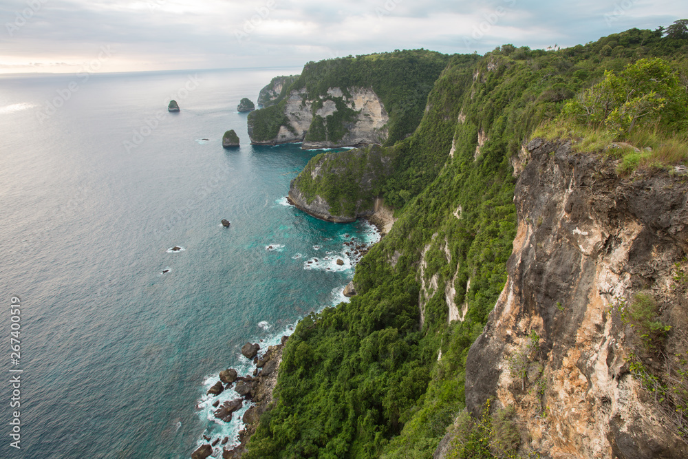 Fototapeta premium beautiful sunset on the sea