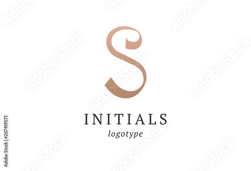 Letter S vector logo. Vintage Insignia and Logotype. Business sign, identity, label, badge initials. Monogram design elements, graceful template. Calligraphic elegant logo design
