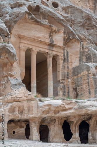 Petra ancient city, architectural treasure in Jordan.