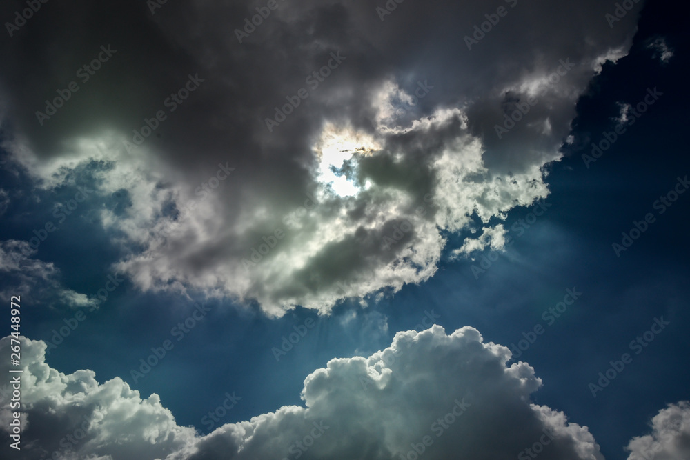 Fototapeta premium moody clouds and blue sky
