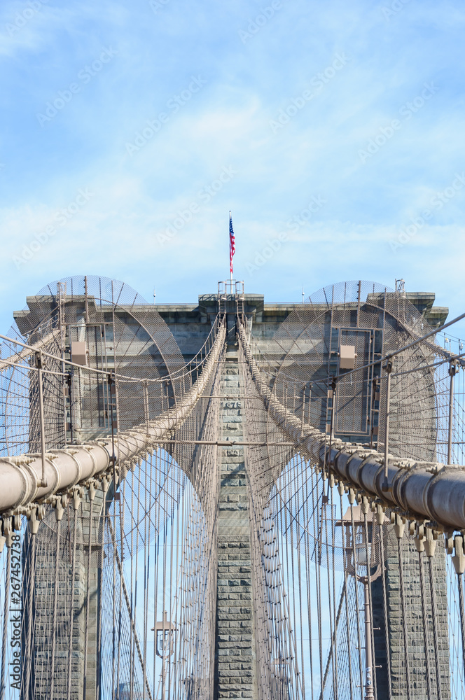 Fototapeta premium details of the brooklyn bridge