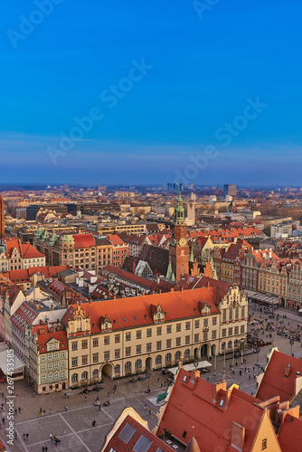 Obraz na płótnie Aerial view of Stare Miasto with Market Square, Old Town Hall and St. Elizabeth's Church from St. Mary Magdalene Church in Wroclaw, Poland w salonie