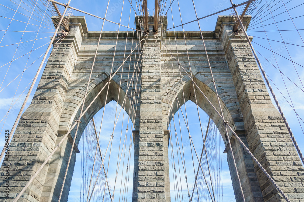 Fototapeta premium details of the brooklyn bridge