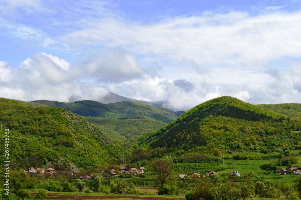 Fototapeta premium a landscape of rainy clouds