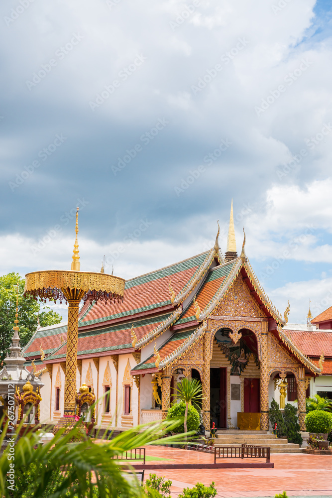 The beautiful temples in Thailand.
